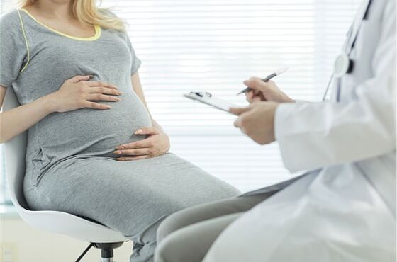 Doctors do not recommend removing papillomas for pregnant women. 